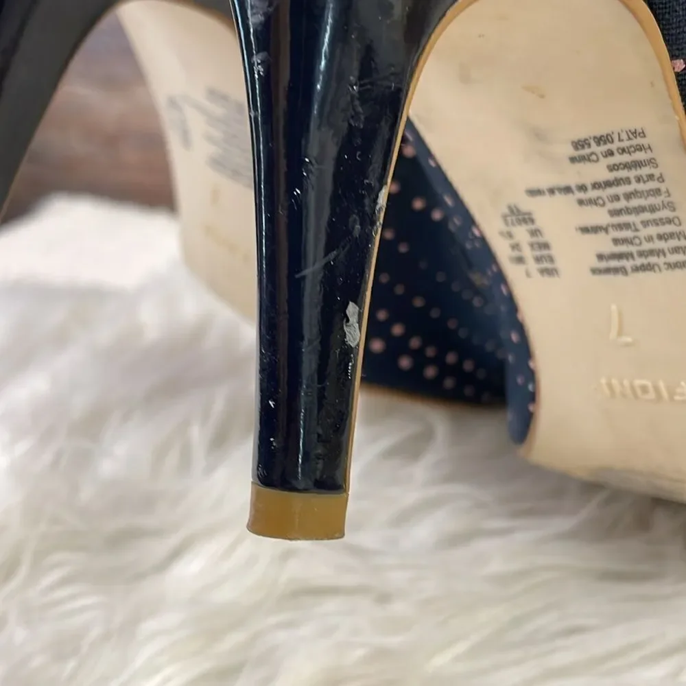 Fiona Ladies Peek a Boo Polka Dot Heels, Size 7, Navy Blue with Light Pink Dots